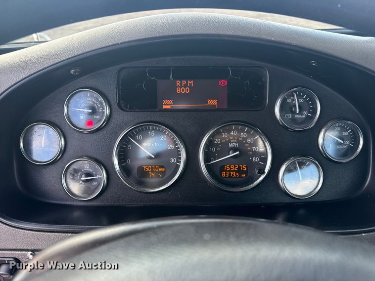 image for item EG1953 2012 Peterbilt 337 semi truck