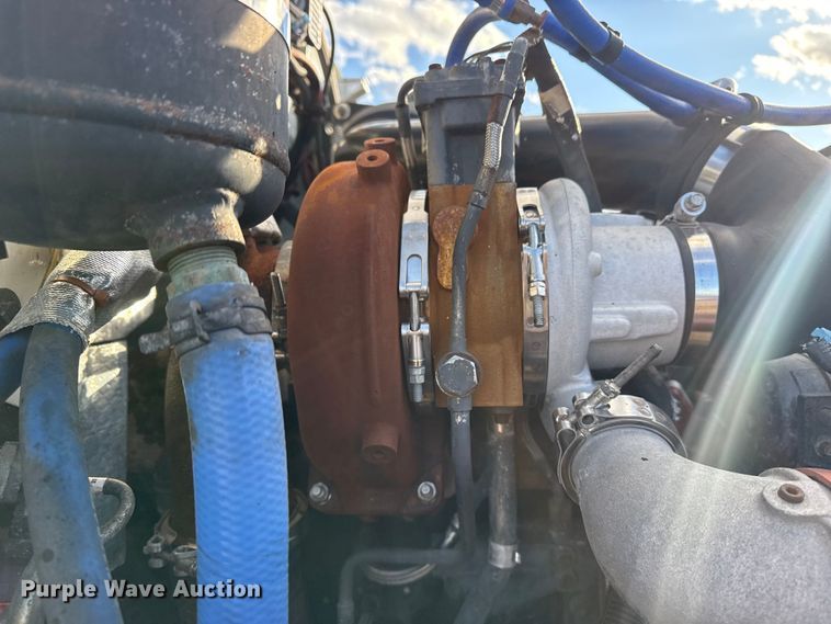 image for item EG1953 2012 Peterbilt 337 semi truck