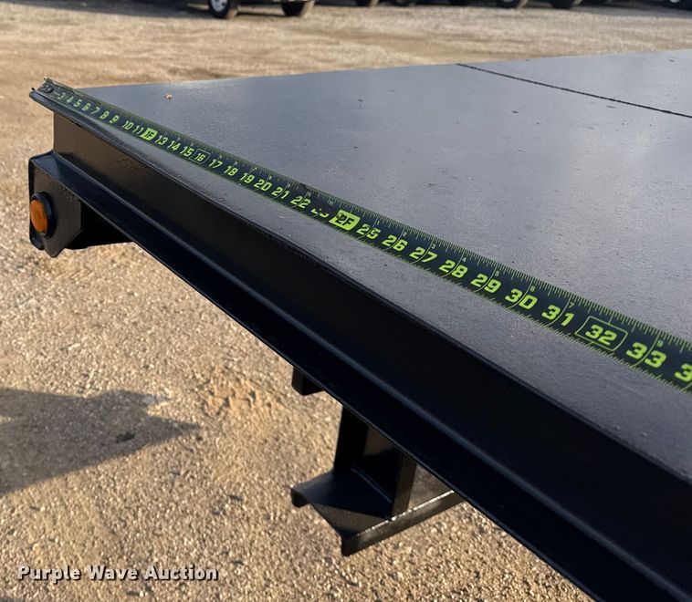 image for item EG1963 1989 International F9300 flatbed truck