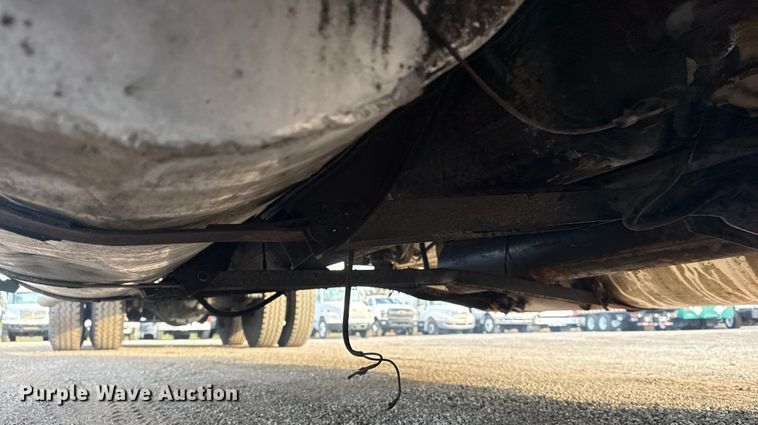 image for item EG1963 1989 International F9300 flatbed truck