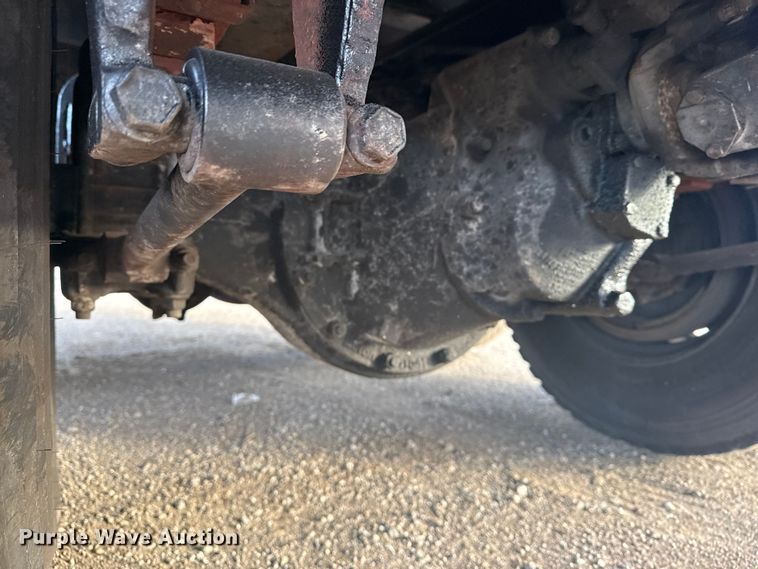 image for item EG1963 1989 International F9300 flatbed truck