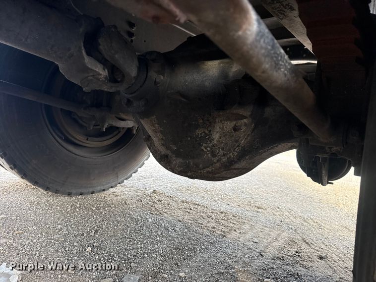 image for item EG1963 1989 International F9300 flatbed truck