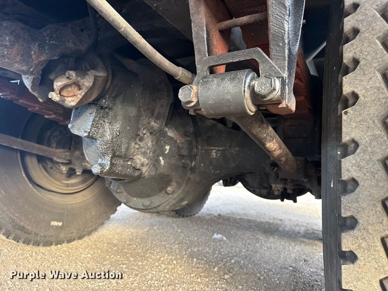 image for item EG1963 1989 International F9300 flatbed truck