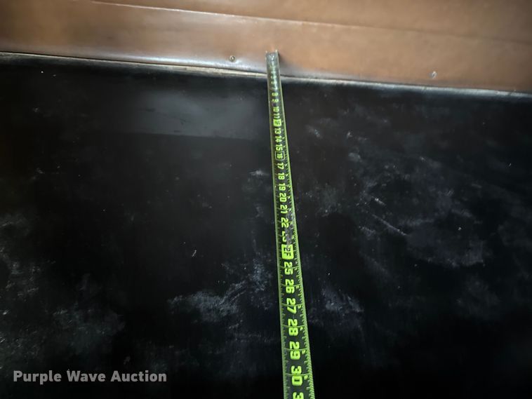 image for item EG1963 1989 International F9300 flatbed truck