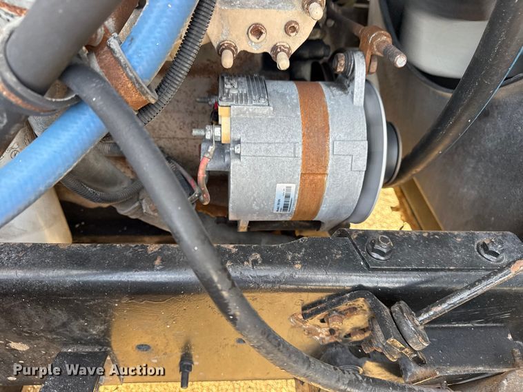 image for item EG1963 1989 International F9300 flatbed truck