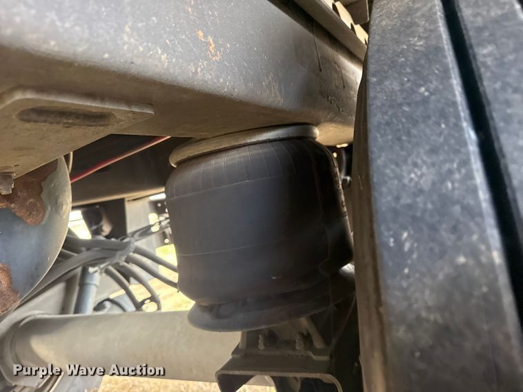 image for item EG1980 2018 Wabash National DVCVHPC dry van trailer