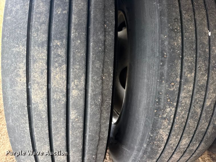 image for item EG1980 2018 Wabash National DVCVHPC dry van trailer