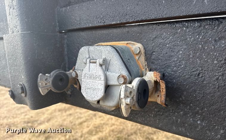 image for item EG1983 2007 Great Dane GPSAW-48102 flatbed trailer