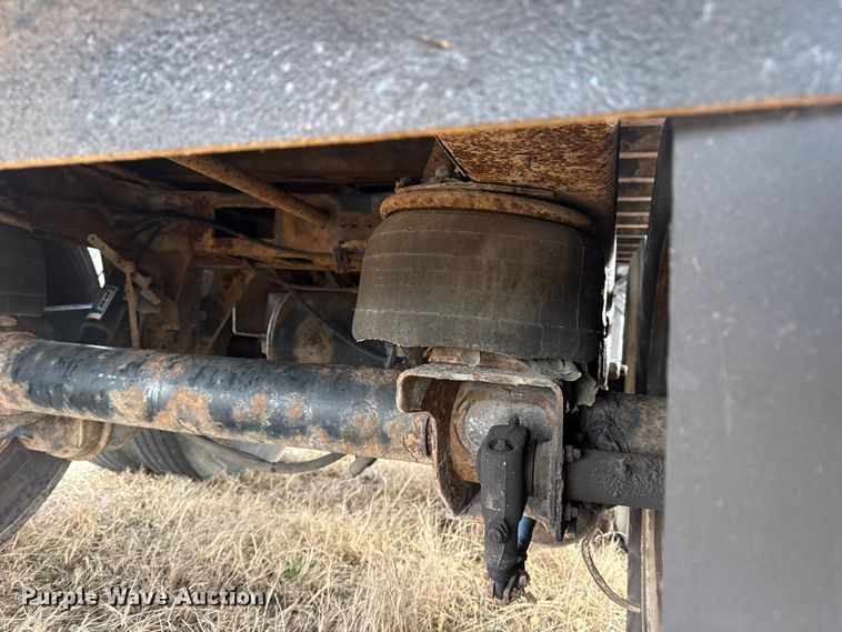 image for item EG1983 2007 Great Dane GPSAW-48102 flatbed trailer