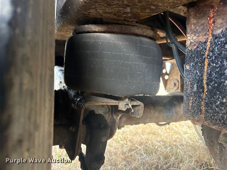 image for item EG1983 2007 Great Dane GPSAW-48102 flatbed trailer