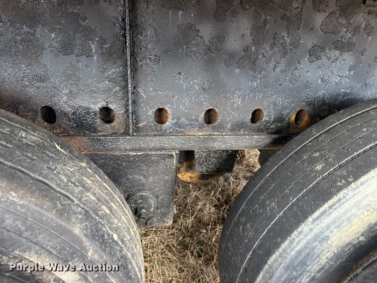 image for item EG1983 2007 Great Dane GPSAW-48102 flatbed trailer