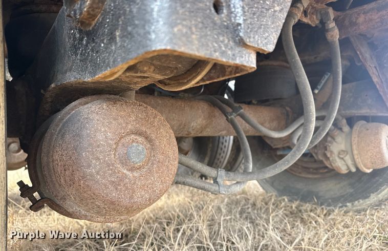 image for item EG1983 2007 Great Dane GPSAW-48102 flatbed trailer