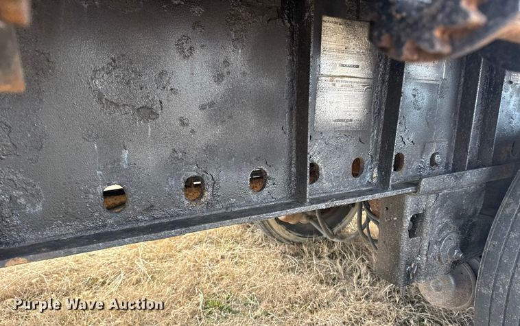 image for item EG1983 2007 Great Dane GPSAW-48102 flatbed trailer