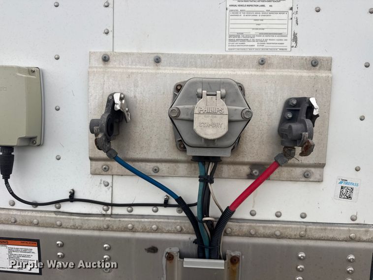 image for item EG1986 2019 Great Dane CCC-3314-01053 dry van trailer