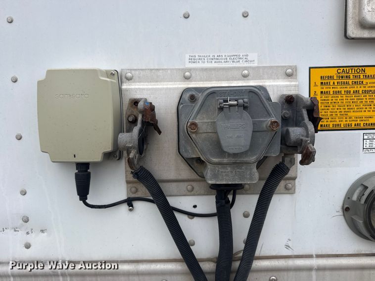 image for item EG1987 2009 Utility Trailer VS2DX dry van trailer