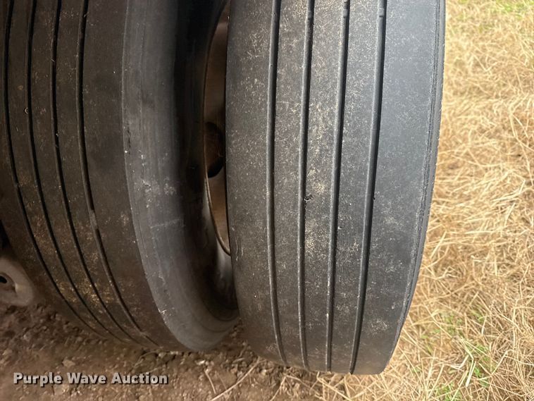 image for item EG1987 2009 Utility Trailer VS2DX dry van trailer