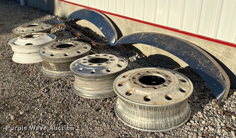 image for item EI5684 Truck parts