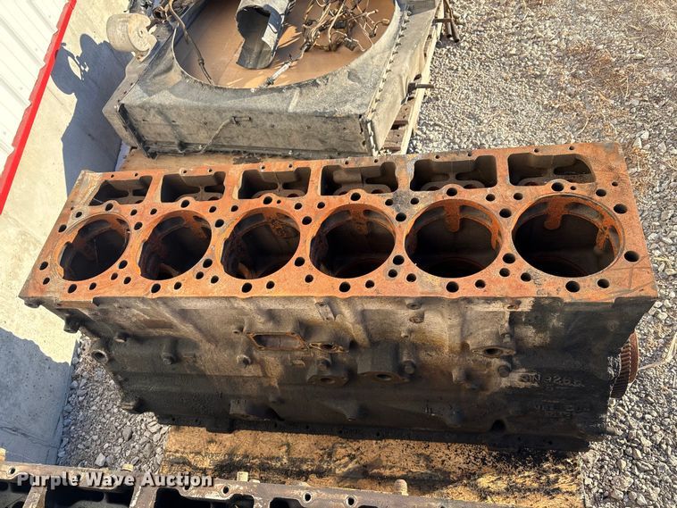 image for item EI5685 Truck parts