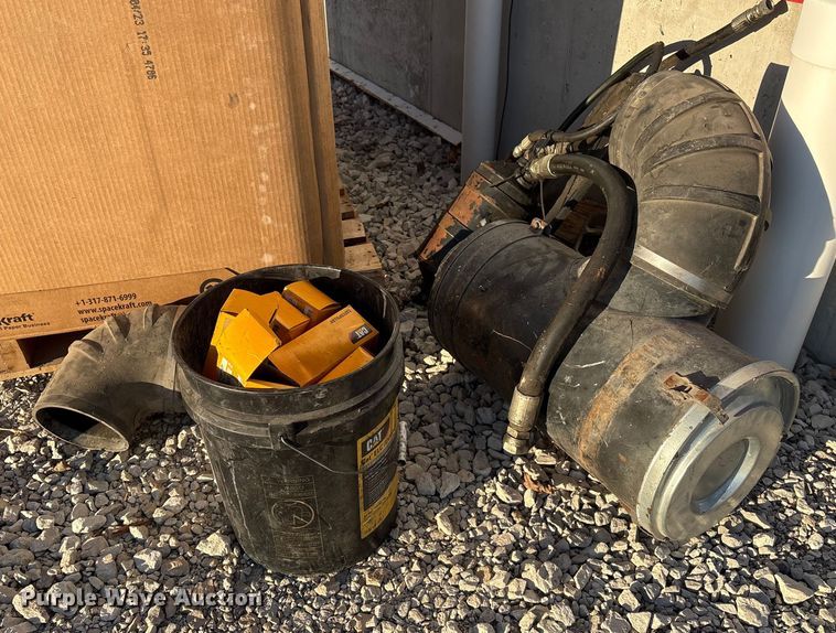 image for item EI5685 Truck parts