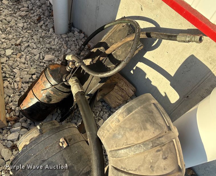 image for item EI5685 Truck parts