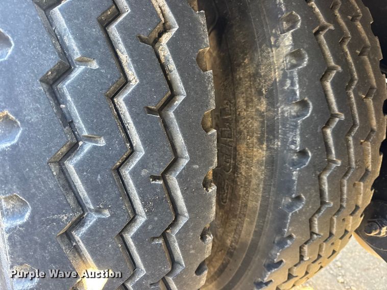 image for item EN0893 2024 SmithCo SX2-40-34 side dump trailer