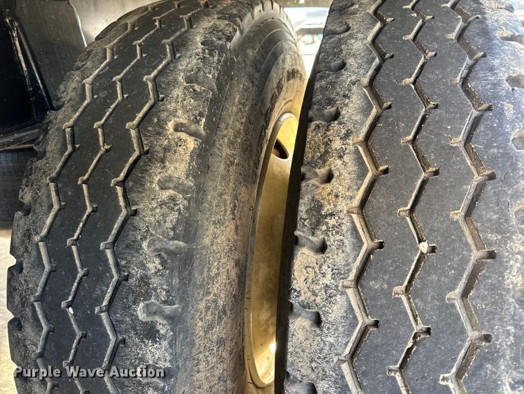 image for item EN0893 2024 SmithCo SX2-40-34 side dump trailer