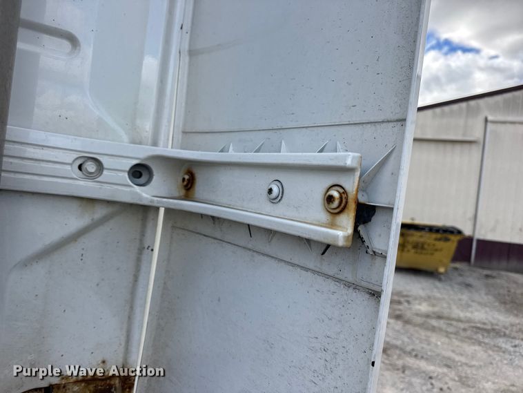 image for item EN0903 2014 Volvo Truck VNL semi truck