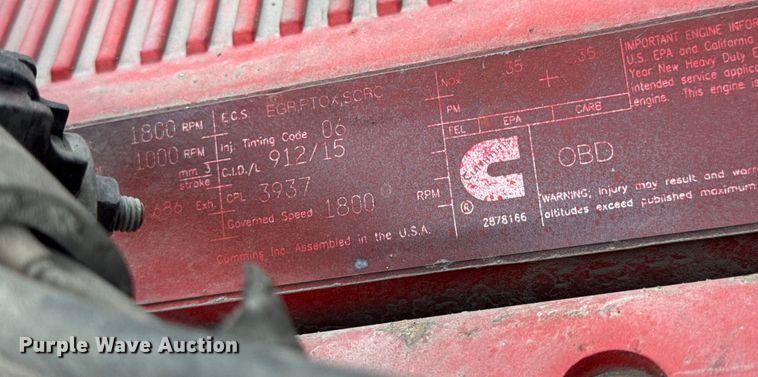 image for item EN0903 2014 Volvo Truck VNL semi truck