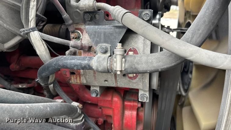 image for item EN0903 2014 Volvo Truck VNL semi truck