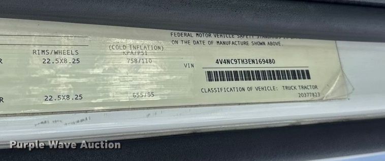 image for item EN0903 2014 Volvo Truck VNL semi truck