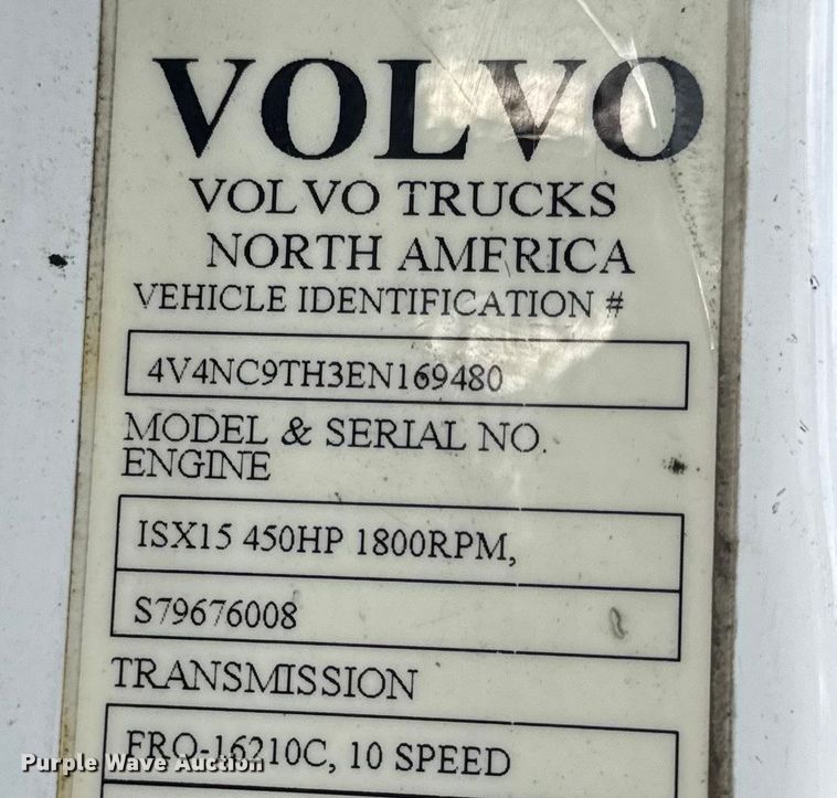 image for item EN0903 2014 Volvo Truck VNL semi truck