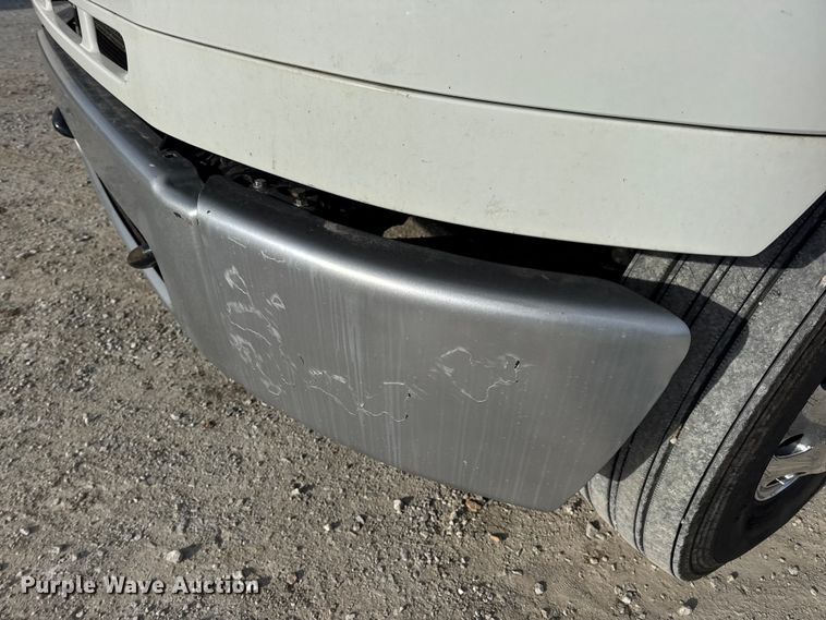 image for item EN0904 2015 Freightliner M2 semi truck