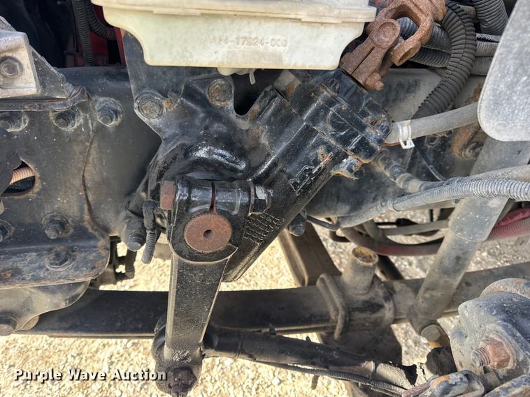 image for item EN0904 2015 Freightliner M2 semi truck