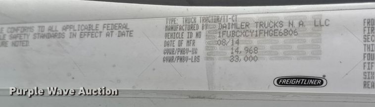 image for item EN0904 2015 Freightliner M2 semi truck