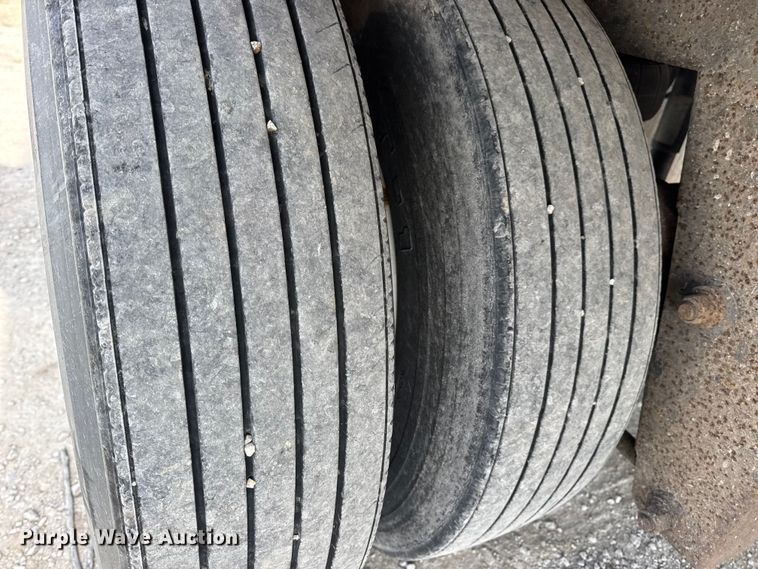 image for item EN0905 2007 Great Dane 7411P-SA dry van trailer