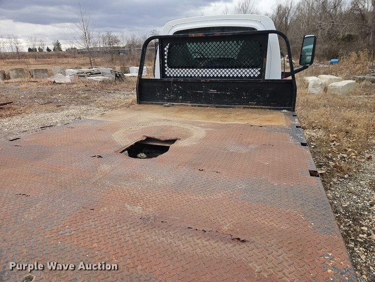 image for item EO4930 2003 Chevrolet C4500 flatbed truck