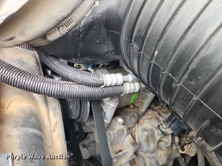 image for item EO4930 2003 Chevrolet C4500 flatbed truck