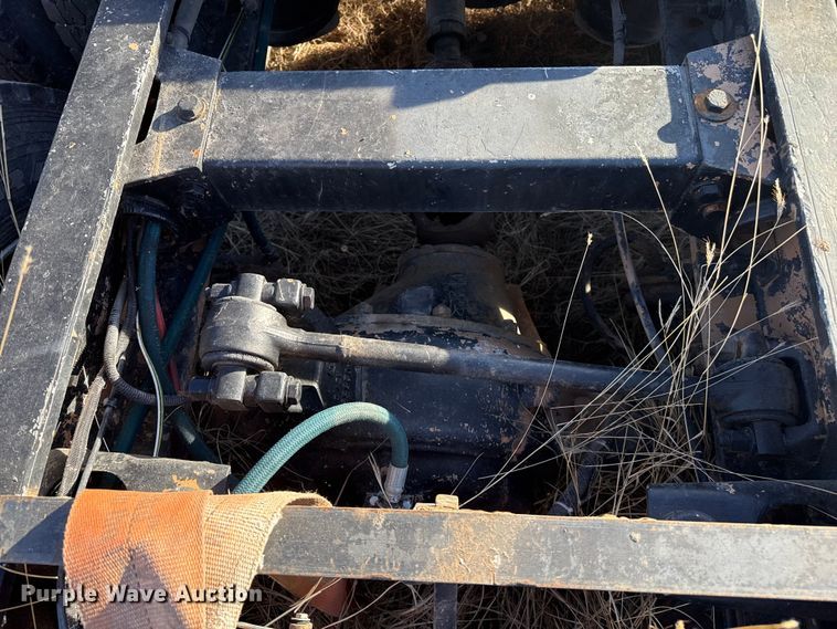 image for item EP2711 1989 Peterbilt 379 semi truck