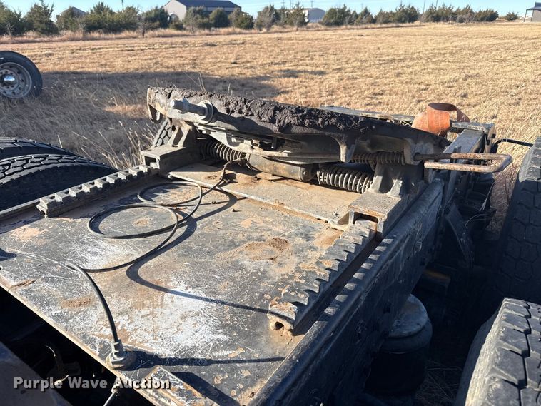 image for item EP2711 1989 Peterbilt 379 semi truck