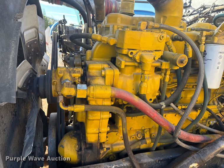 image for item EP2711 1989 Peterbilt 379 semi truck