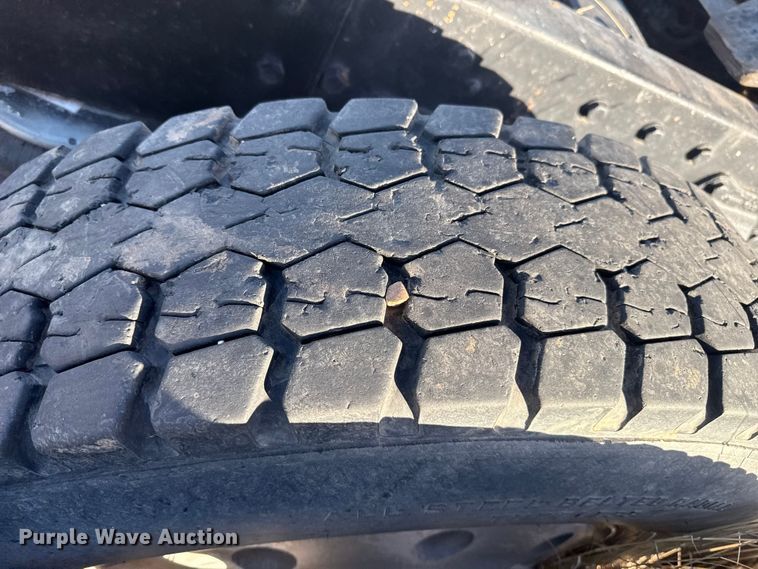 image for item EP2711 1989 Peterbilt 379 semi truck