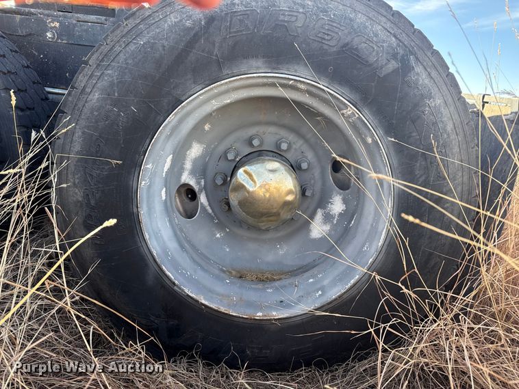 image for item EP2711 1989 Peterbilt 379 semi truck