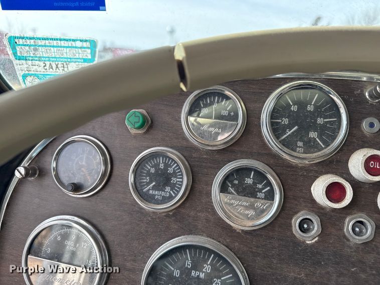 image for item EP2848 1980 Peterbilt 359 semi truck