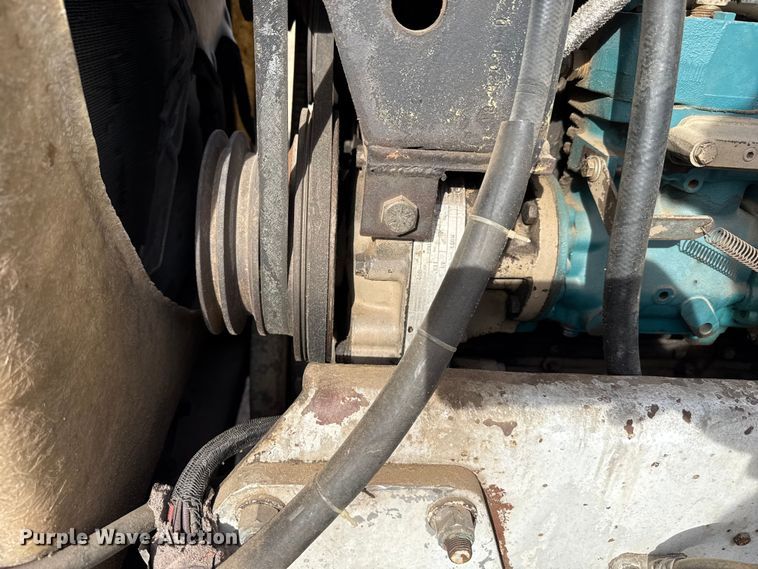 image for item EP2848 1980 Peterbilt 359 semi truck