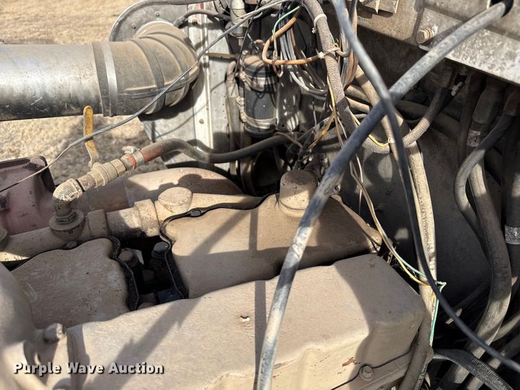 image for item EP2848 1980 Peterbilt 359 semi truck