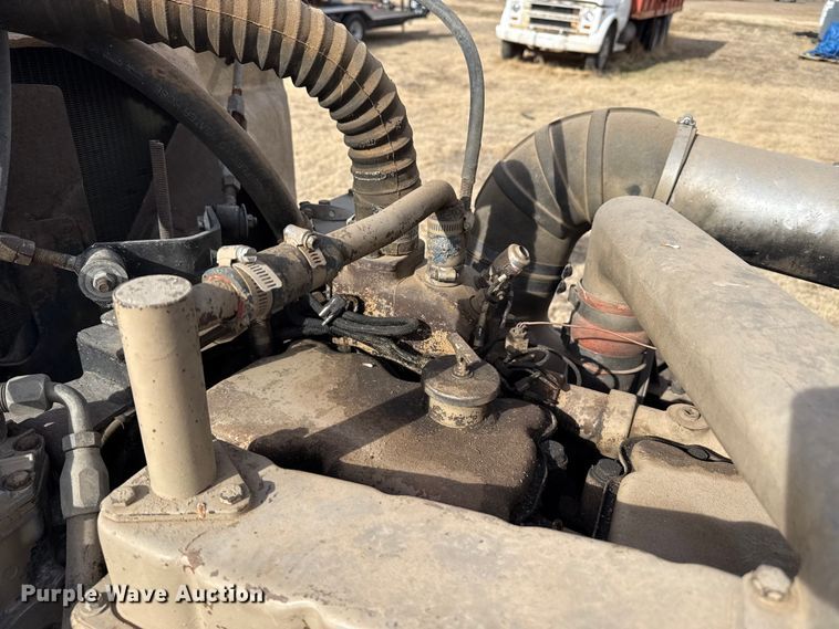 image for item EP2848 1980 Peterbilt 359 semi truck