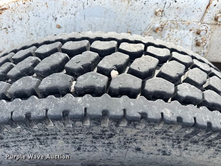 image for item EP2848 1980 Peterbilt 359 semi truck