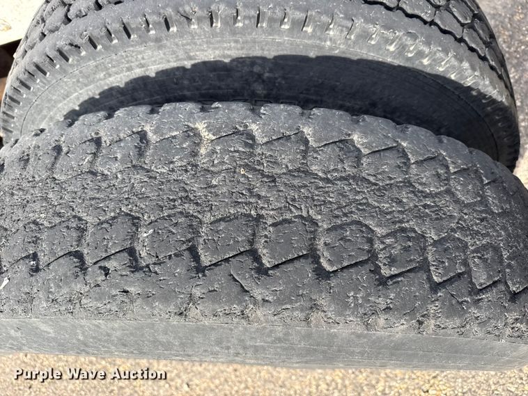 image for item EP2848 1980 Peterbilt 359 semi truck