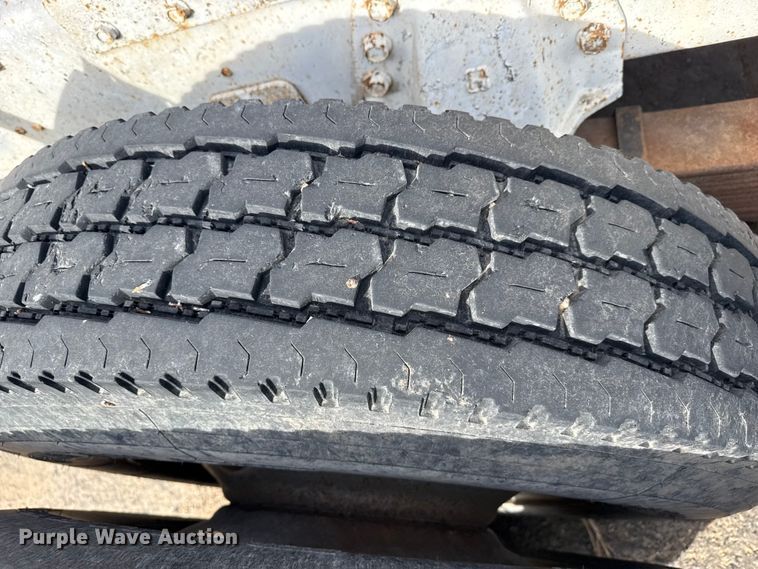 image for item EP2848 1980 Peterbilt 359 semi truck