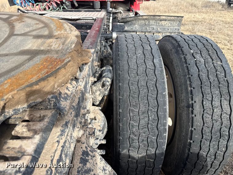 image for item EP2849 2015 Freightliner Cascadia semi truck